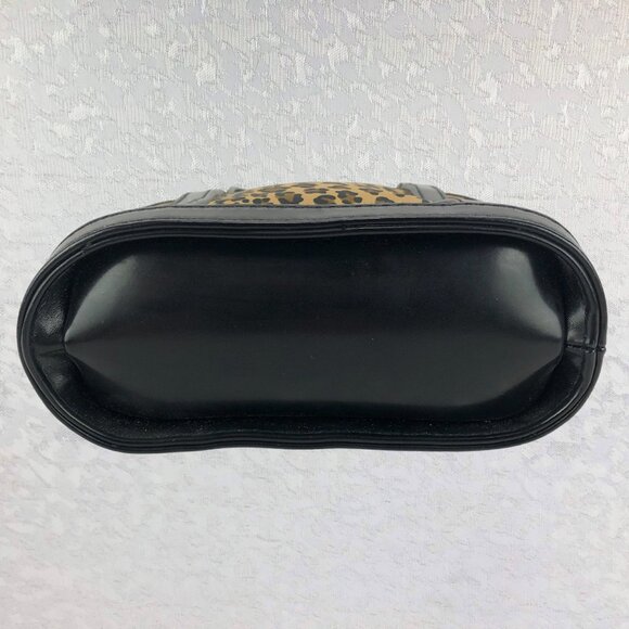 Rosetti Leopard and Black Multi-Pocket Small Purse with Pom-Pom Cat Keychain - Picture 12 of 12